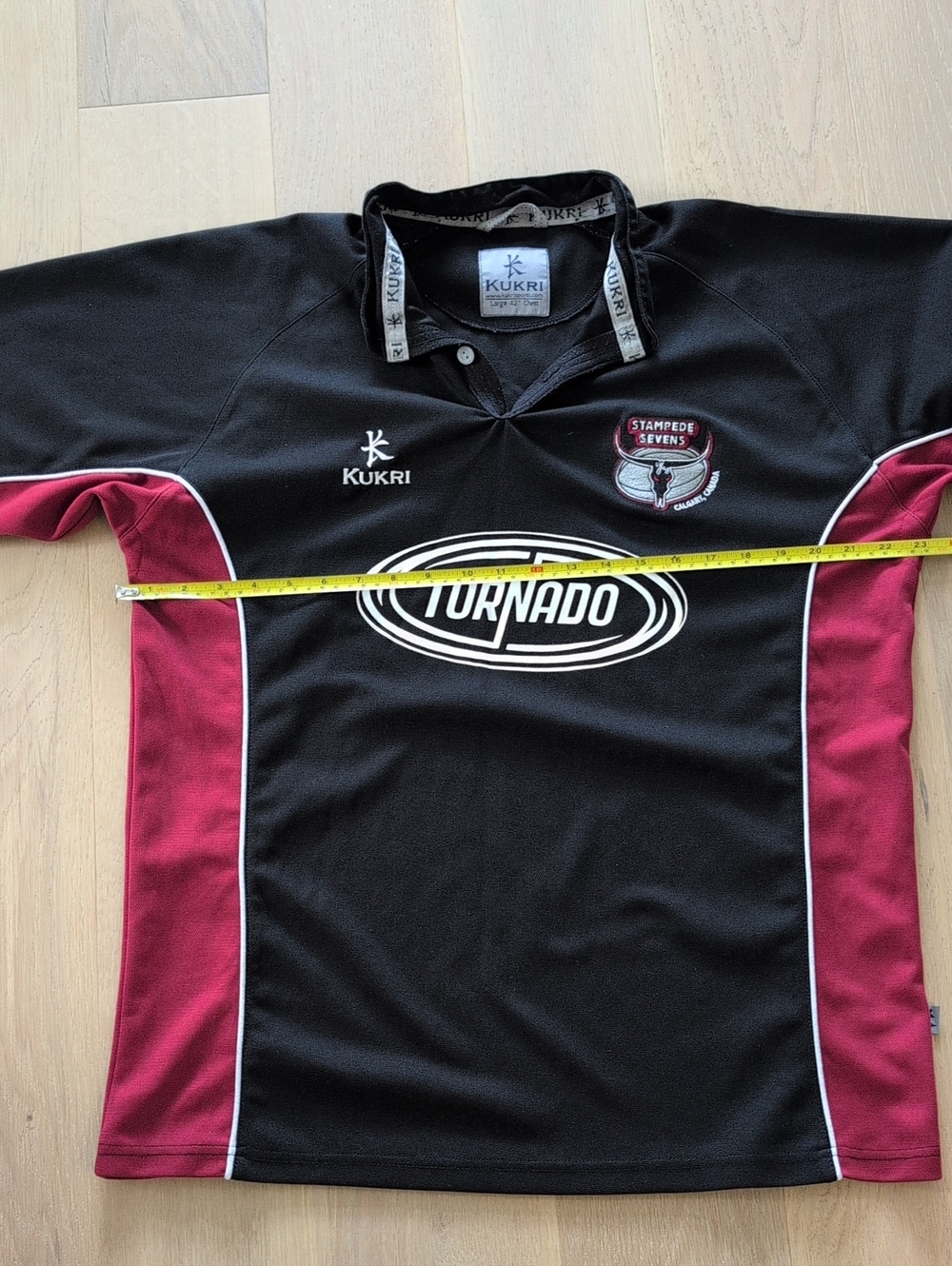 Rare..Kukri Black & Maroon Tornado Rugby Jersey. Size 42